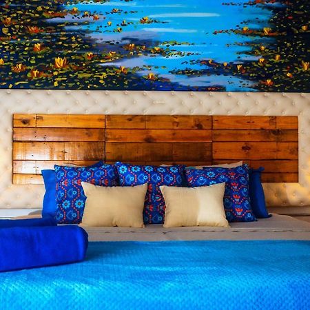 Hotel Boutique Stay Provenza Medellin Bagian luar foto