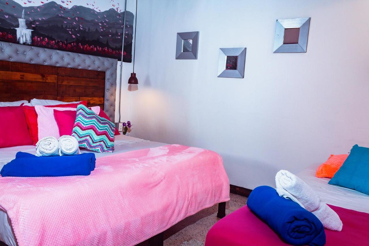 Hotel Boutique Stay Provenza Medellin Bagian luar foto