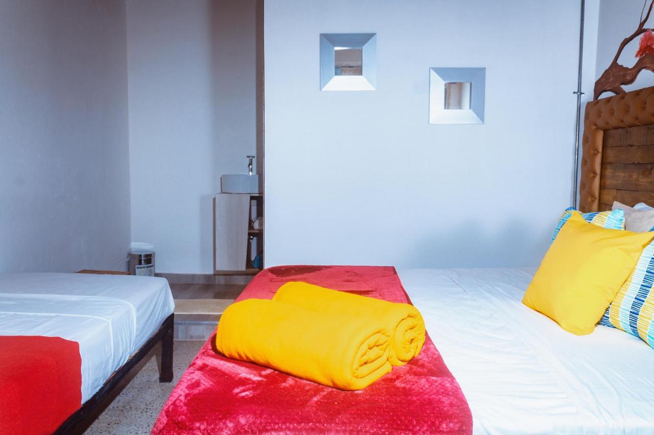 Hotel Boutique Stay Provenza Medellin Bagian luar foto