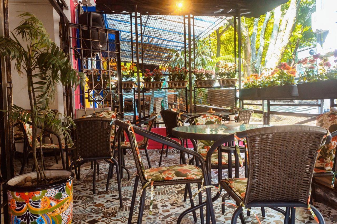 Hotel Boutique Stay Provenza Medellin Bagian luar foto